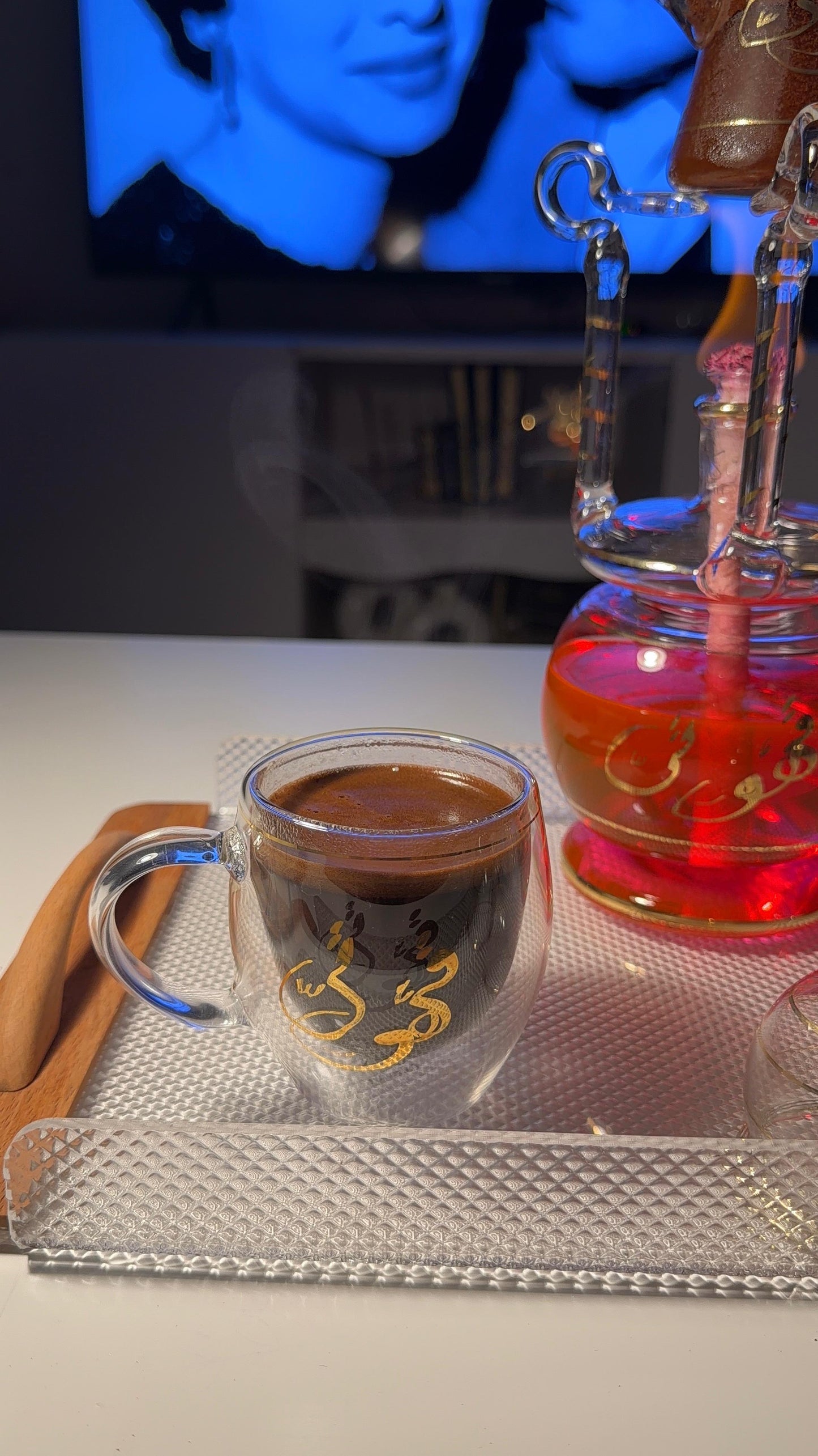 طقم قهوتي و قهوتك بايركس حراري خط عربي بماء الذهب