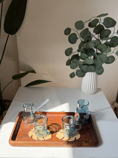pyrex 4 set + 2 wooden coasters