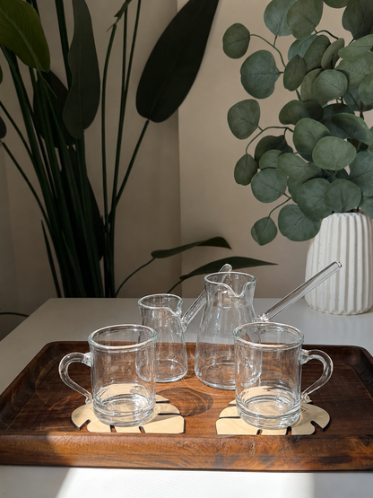 pyrex 4 set + 2 wooden coasters